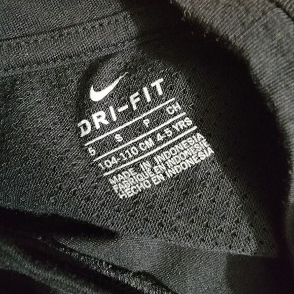 Nike Elite Basketball Kids T Shirt Black Grey Size 5 Small Dri-Fit - Picture 5 of 5
